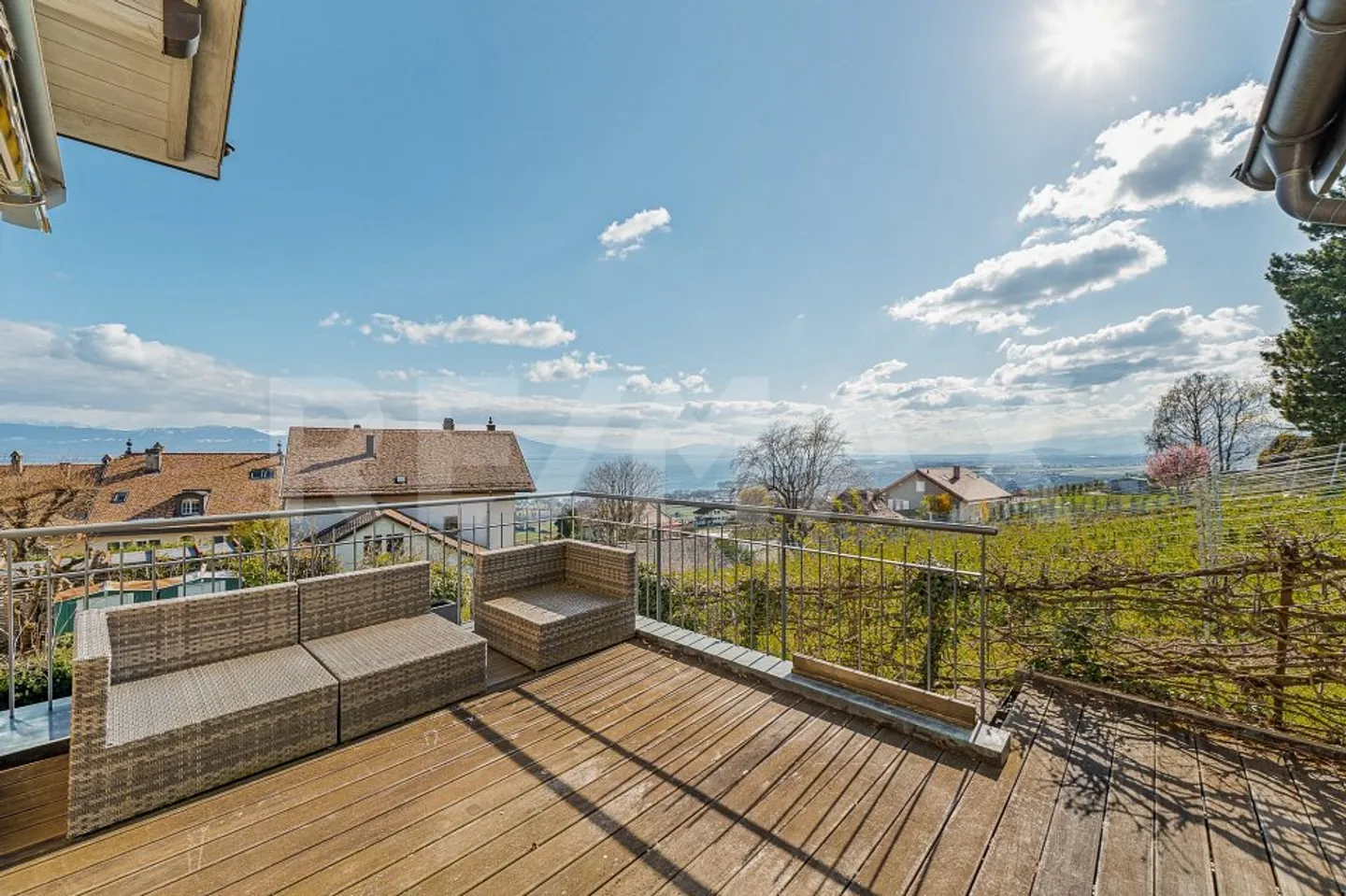 House with character between vineyards and lake, near Nyon - Photo 9 of 13