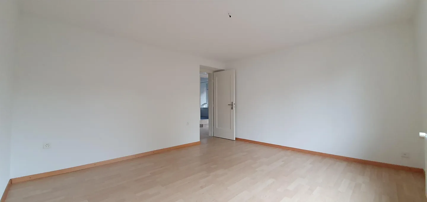 gemütliche 2.5-Zimmerwohnung im 1. OG in Kerzers zu vermieten - Photo 3 sur 7