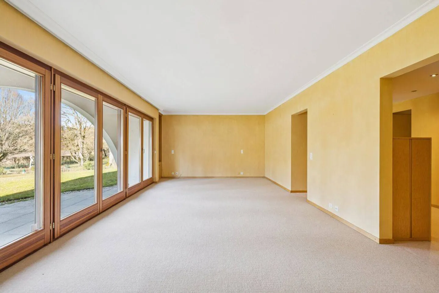 On the Edge of the Lausanne Golf - Important Building Plot - Photo 7 of 13