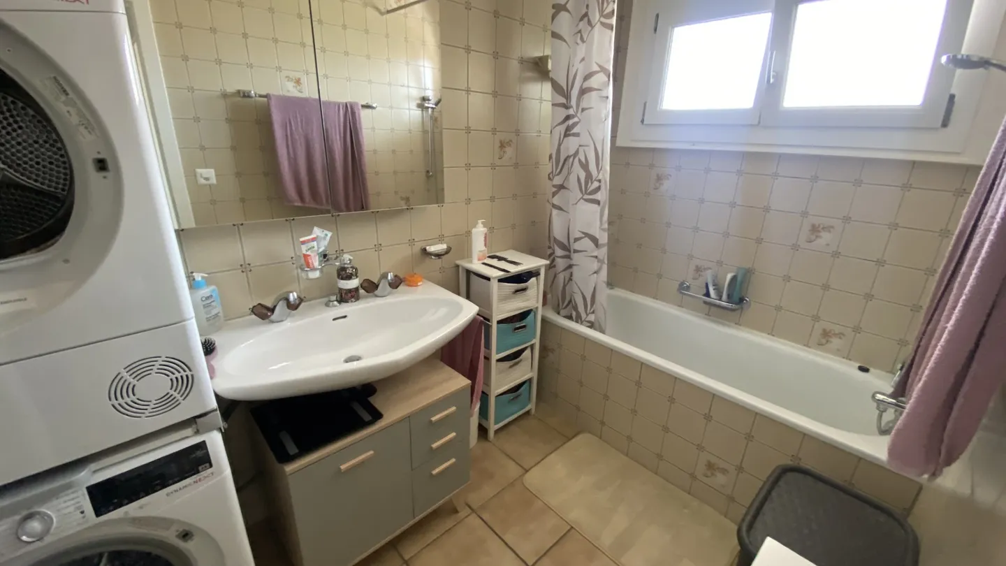 Appartamento Incantevole con Vista Montagna - Foto 5 di 5