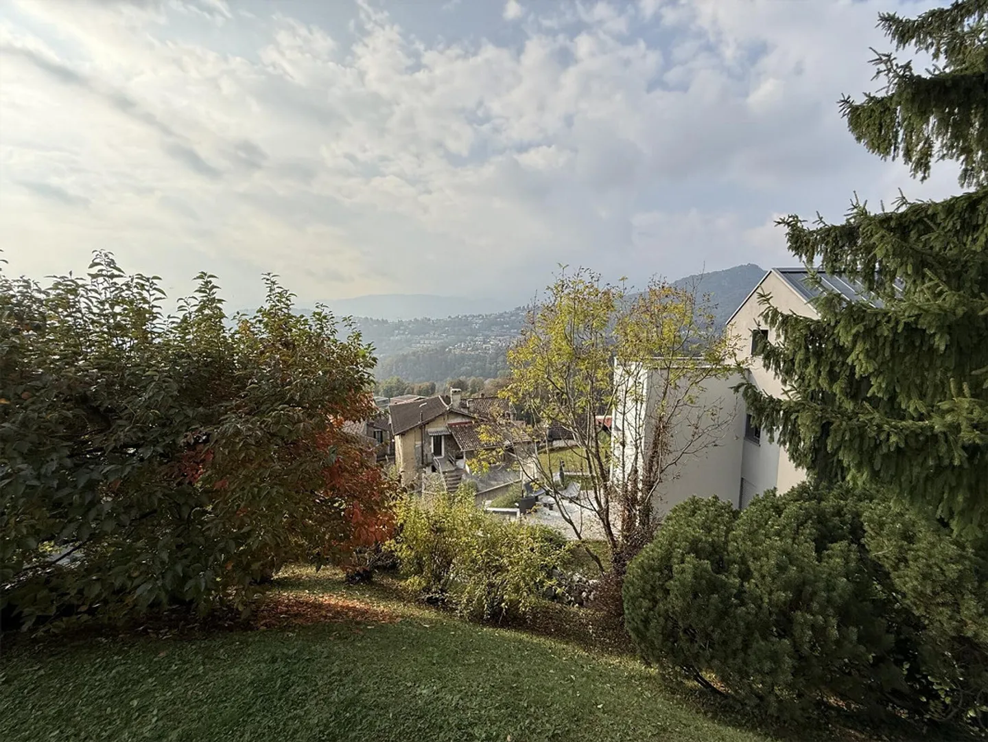 3.5 Room Renovated Apartment with Terrace and Open View in Soragno - Photo 9 of 9