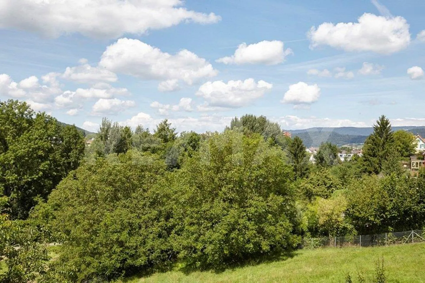 Oasis de 4 pièces dans le vert avec vue panoramique dans le quartier «Bergfrieden» - Photo 9 sur 11