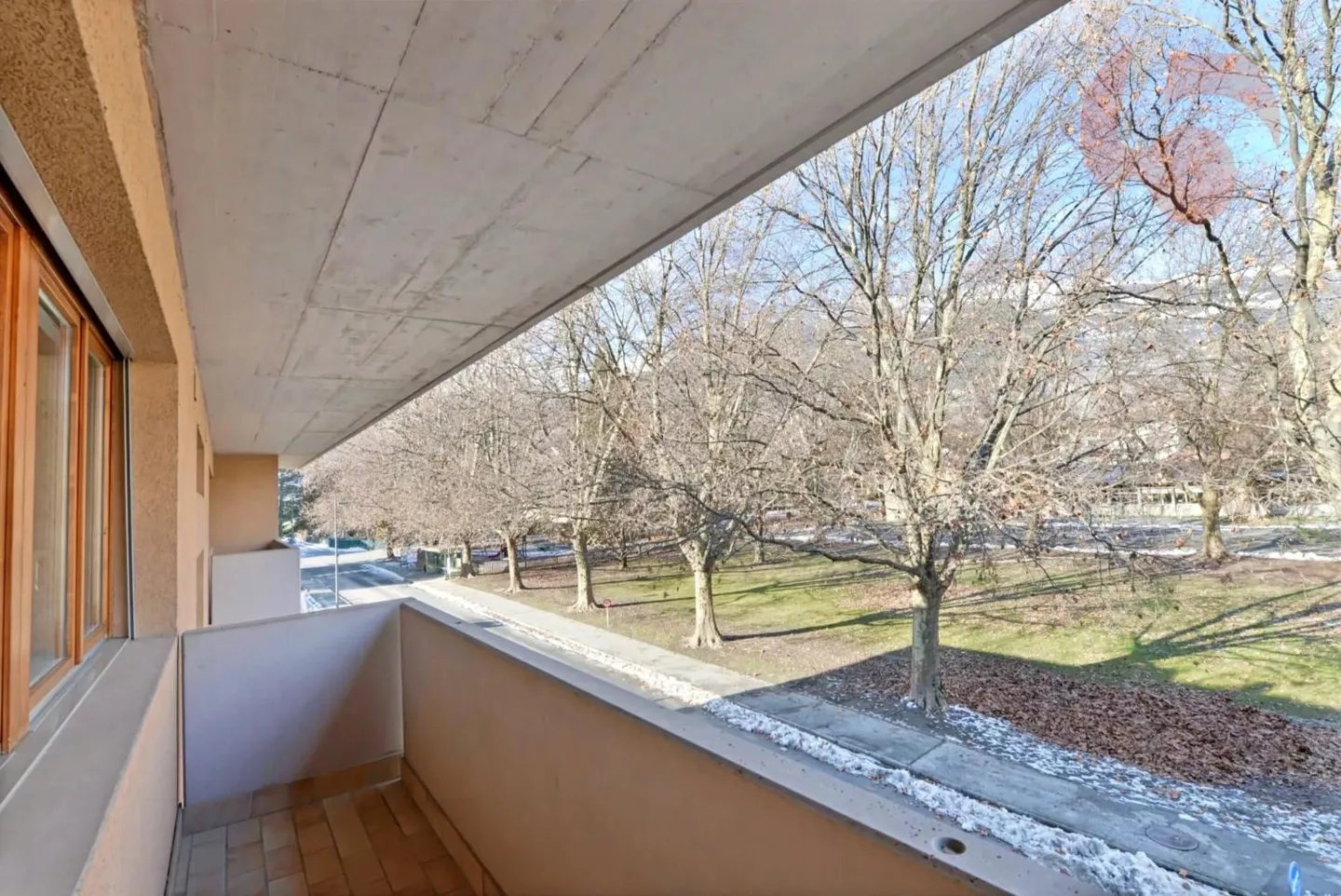 3.5 locali con balconi in una zona tranquilla - Foto 11 di 13