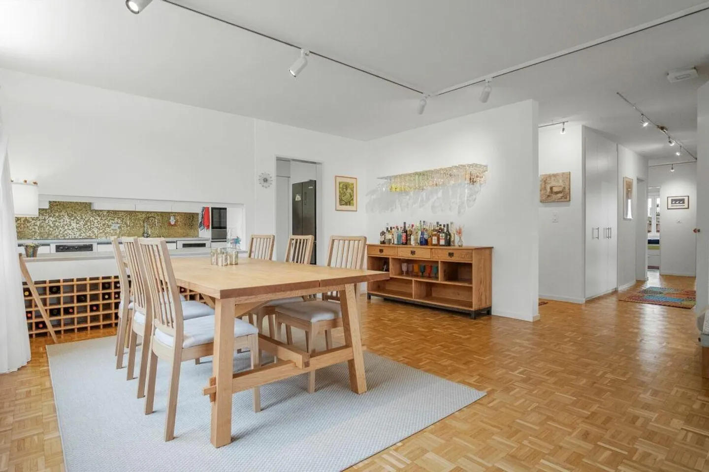 SPACIEUX IMPRESSIONNANT... - Photo 2 sur 25