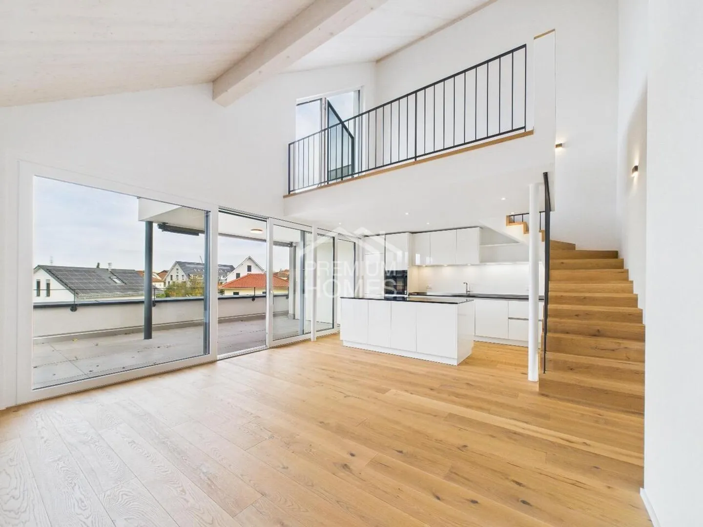 Charmantes Loft mit Traumhaftem Ausblick - Foto 2 von 11