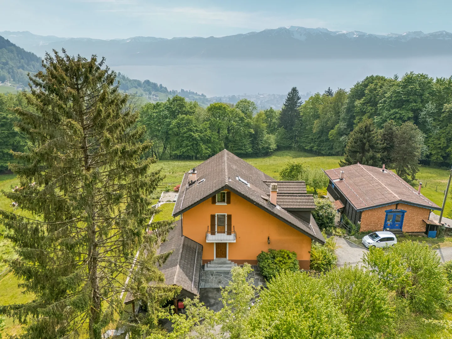 Hervorragendes Einfamilienhaus mit herrlichem Seeblick - Foto 12 von 12