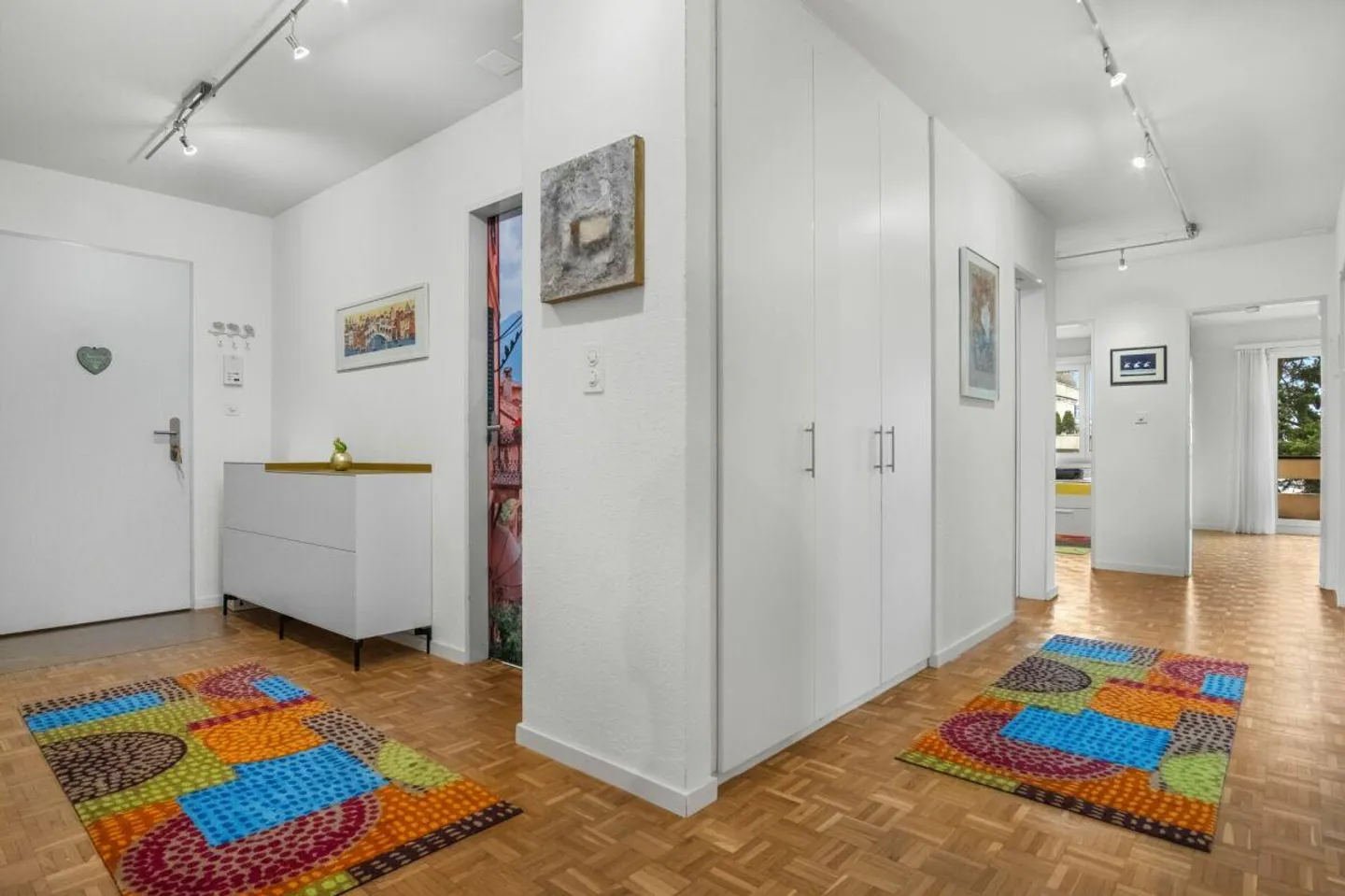 SPACIEUX IMPRESSIONNANT... - Photo 15 sur 25