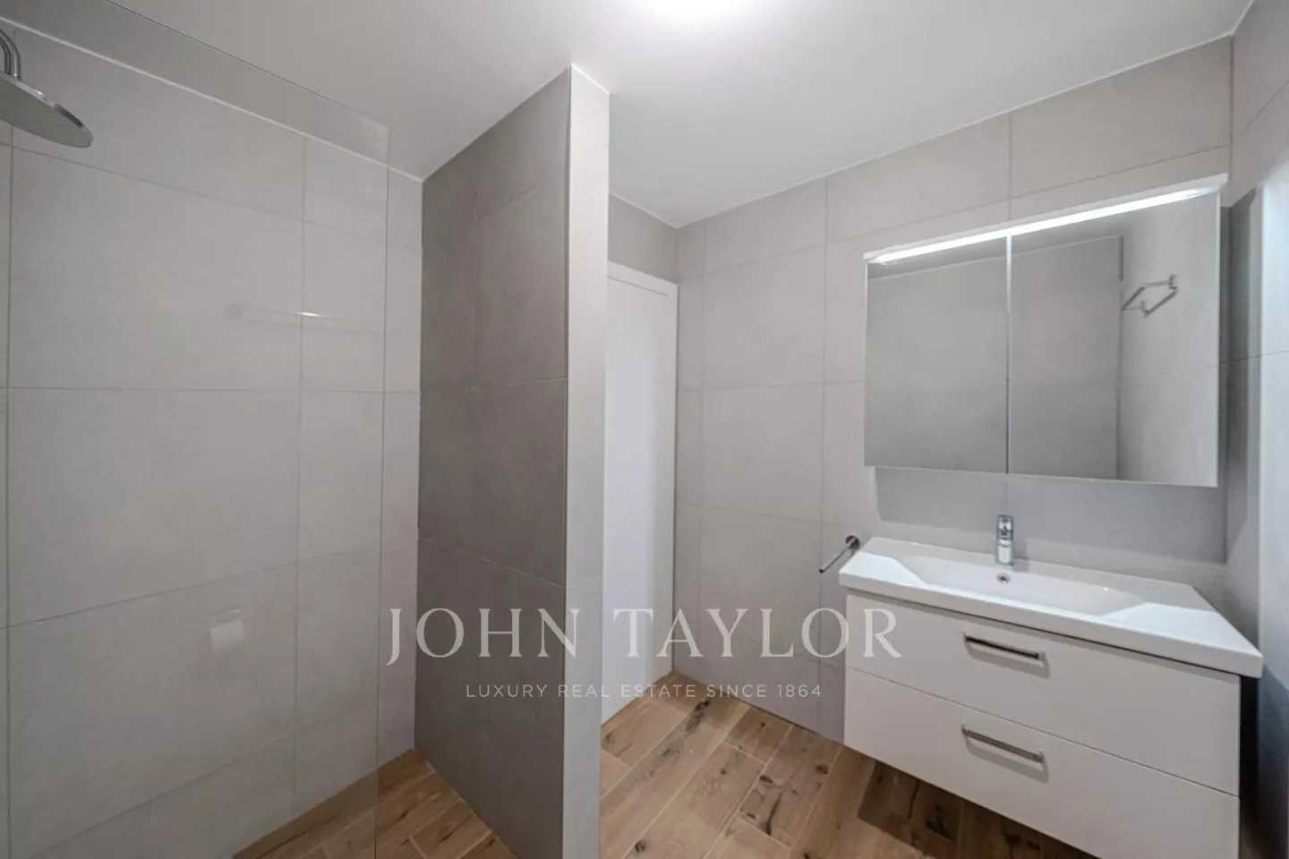 2,5-Zimmer-Wohnung - PPE mit 5 Wohnungen - Foto 6 von 13