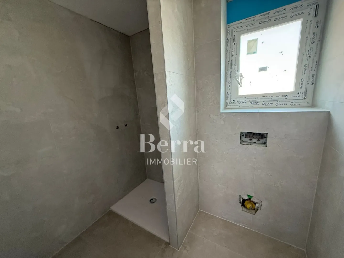 Modern Villas with Panoramic Terrace - Photo 2 of 17