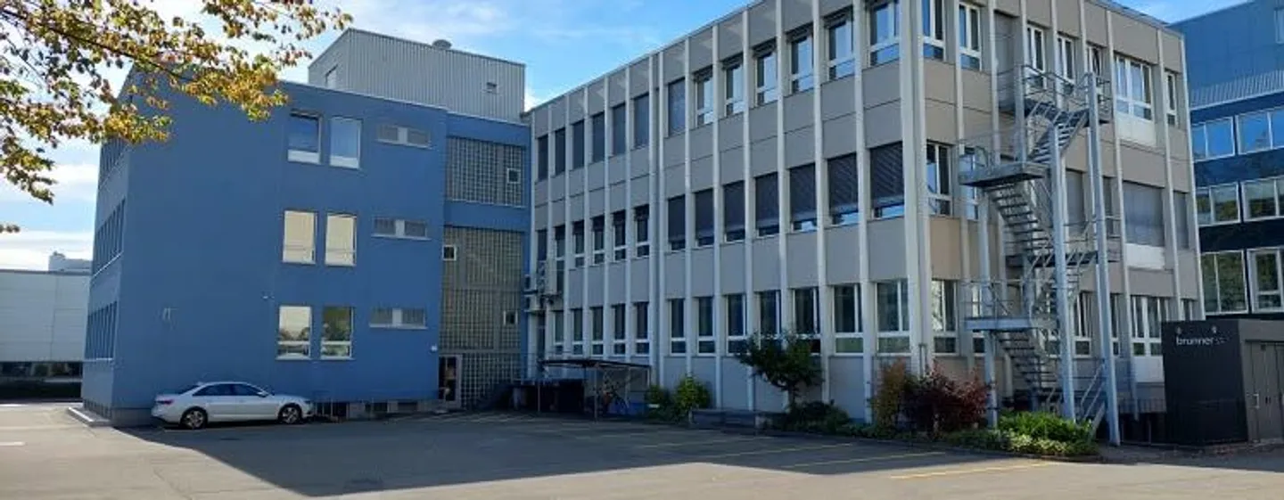 grosszügiges Büro mit eigener Teeküche in Winterthur-Grüze - Foto 1 von 11