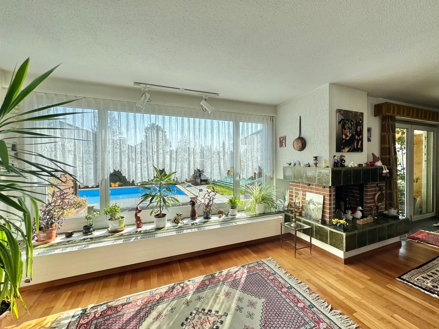 Casa bifamiliare con piscina comunitaria - Foto 3 di 8