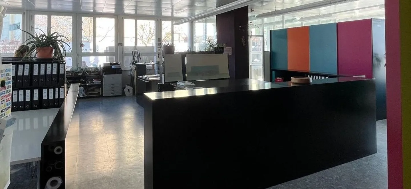 grosszügiges Büro mit eigener Teeküche in Winterthur-Grüze - Foto 8 von 11