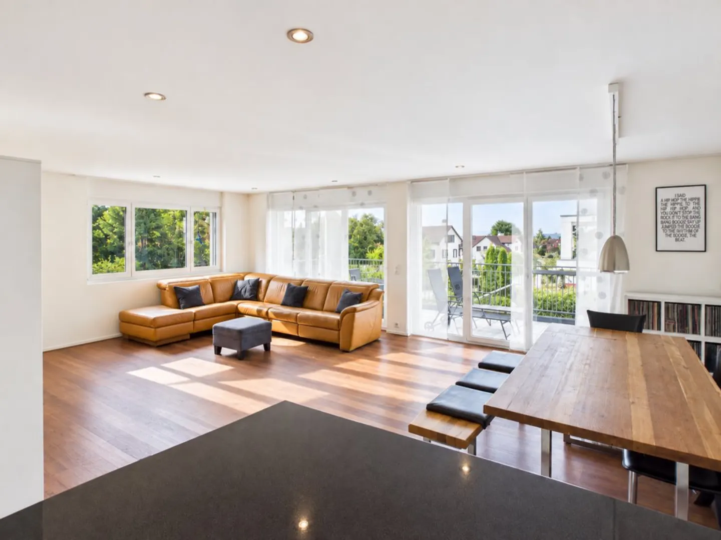 Geräumige Wohnung mit Balkon - Foto 3 von 7