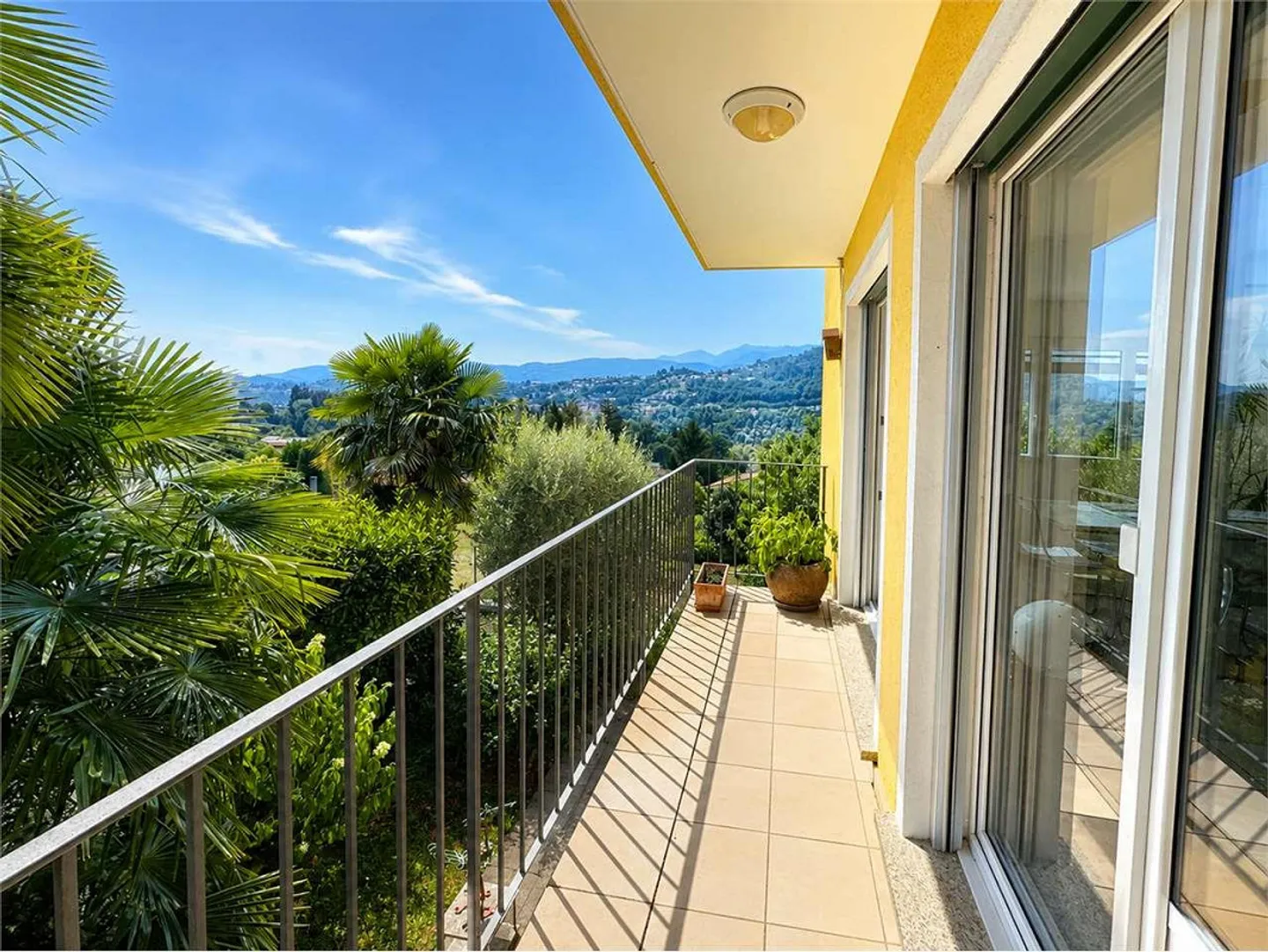 Bright and spacious 4.5-room apartment with open view - Photo 12 of 13