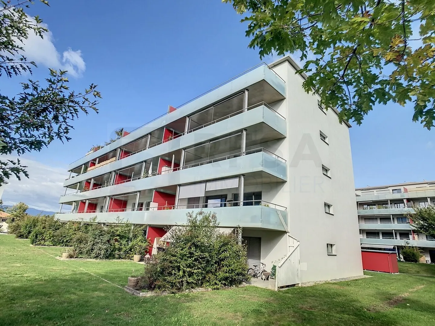 MAGNIFICENT APARTMENT IN ESTAVAYER-LE-LAC - Photo 3 of 3