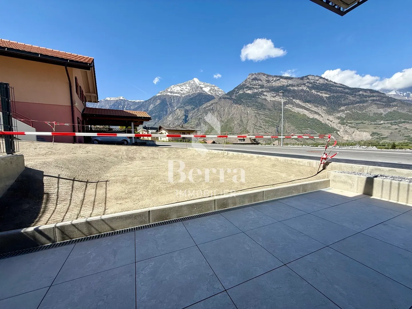 Modern Villas with Panoramic Terrace - Photo 15 of 17