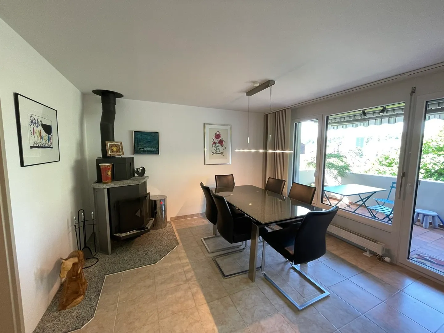 Bezaubernde Maisonette-Dachwohnung in Binningen - Foto 4 di 14