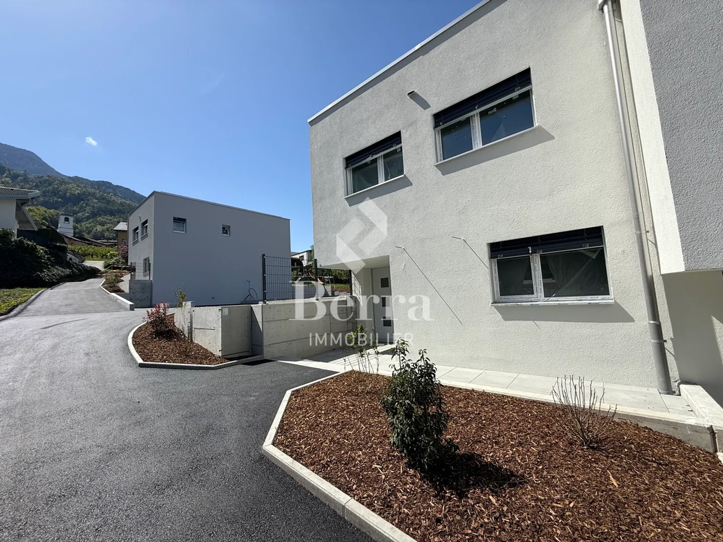 Modern Villas with Panoramic Terrace - Photo 13 of 17