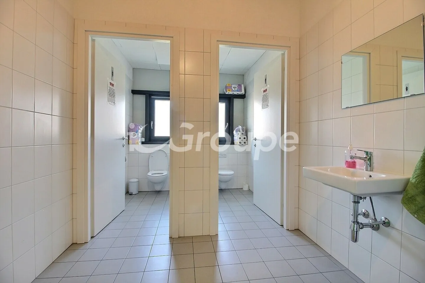 Halle industrielle moderne près de Sion - Photo 10 sur 13