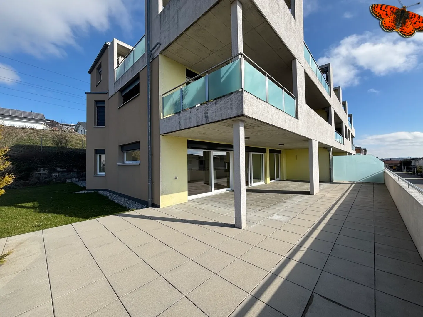 Appartement spacieux avec grande terrasse - Photo 11 sur 15