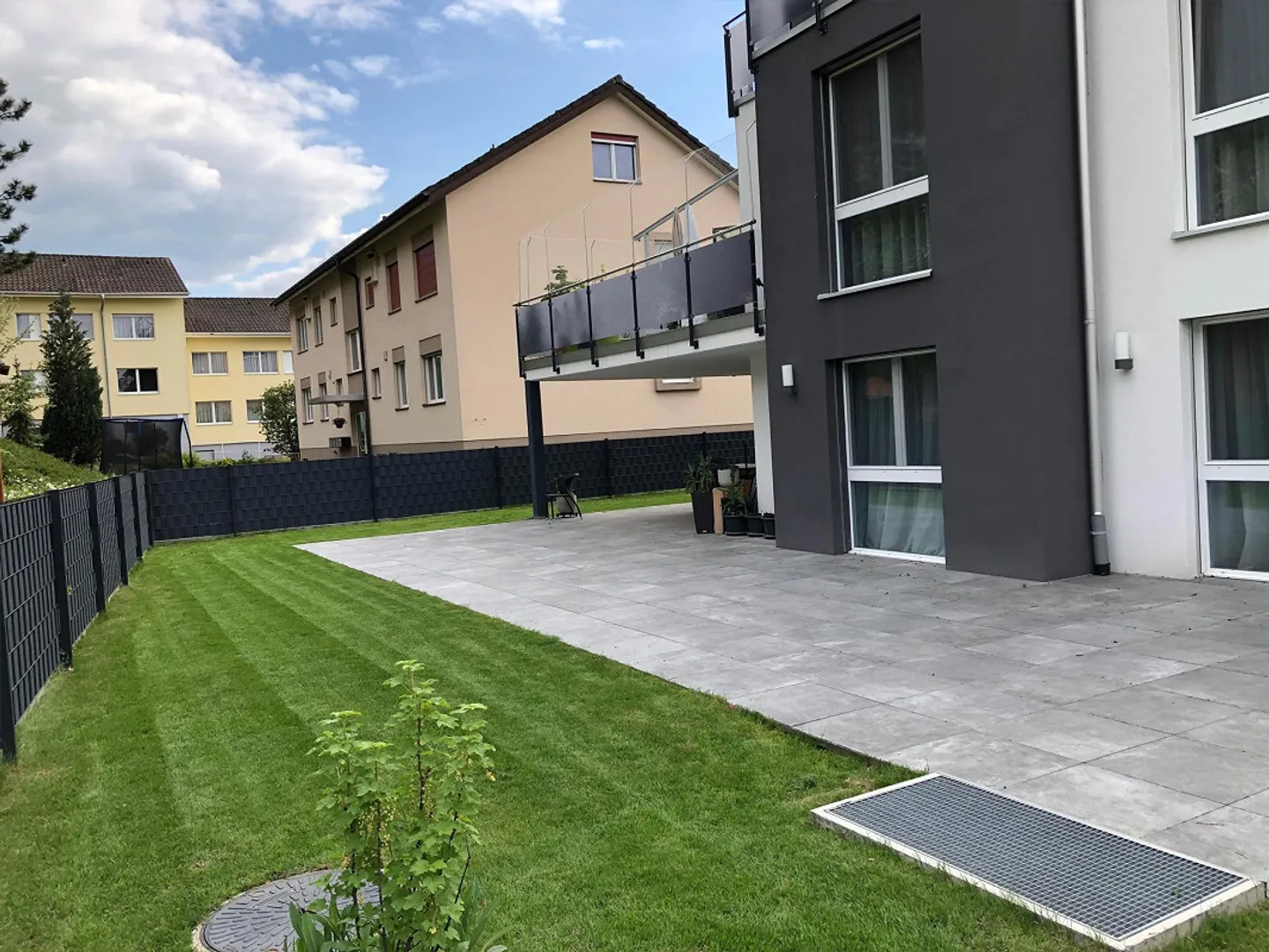 Exklusive Gartenwohnung mit Terrasse - Foto 3 von 13