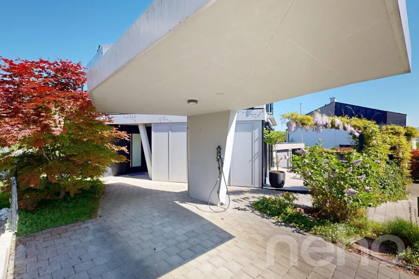 Exclusive Design House with Gallery & Impressive Glass Front - Photo 11 of 12