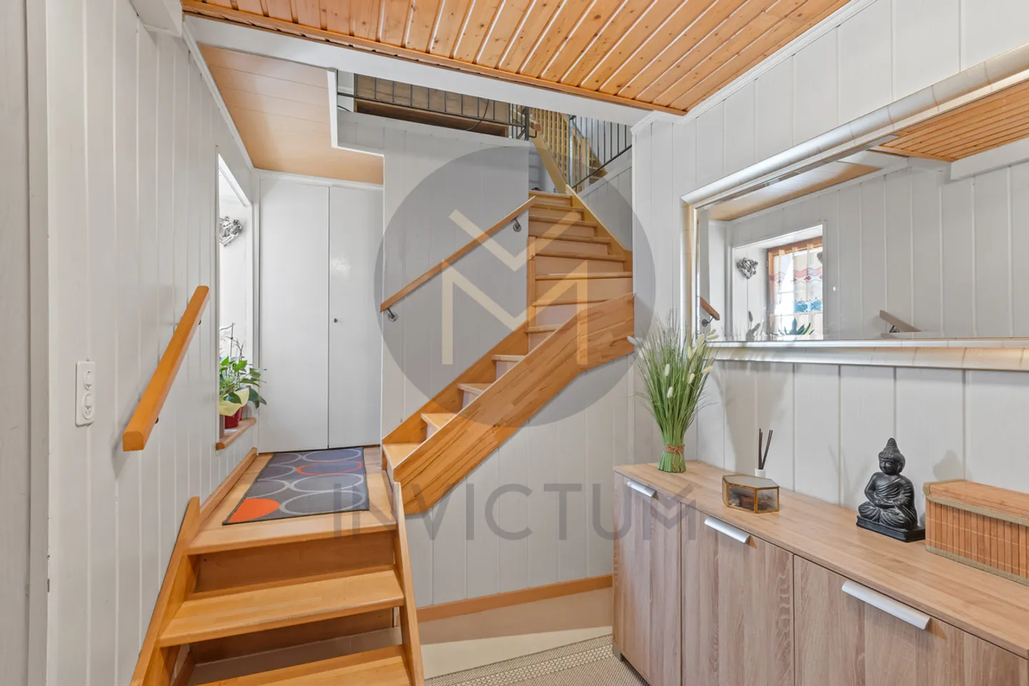 Geräumiges 9,5-Zimmer-Einfamilienhaus mit zwei Wohnungen in Les Avants - Foto 19 von 26