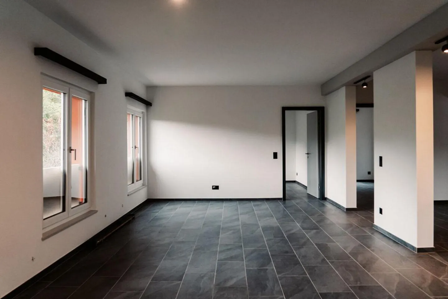 Unoasi di pace tra natura e comfort moderno | Eine Oase der Ruhe zwischen Natur und modernem Komfort in Locarno - Foto 10 di 11