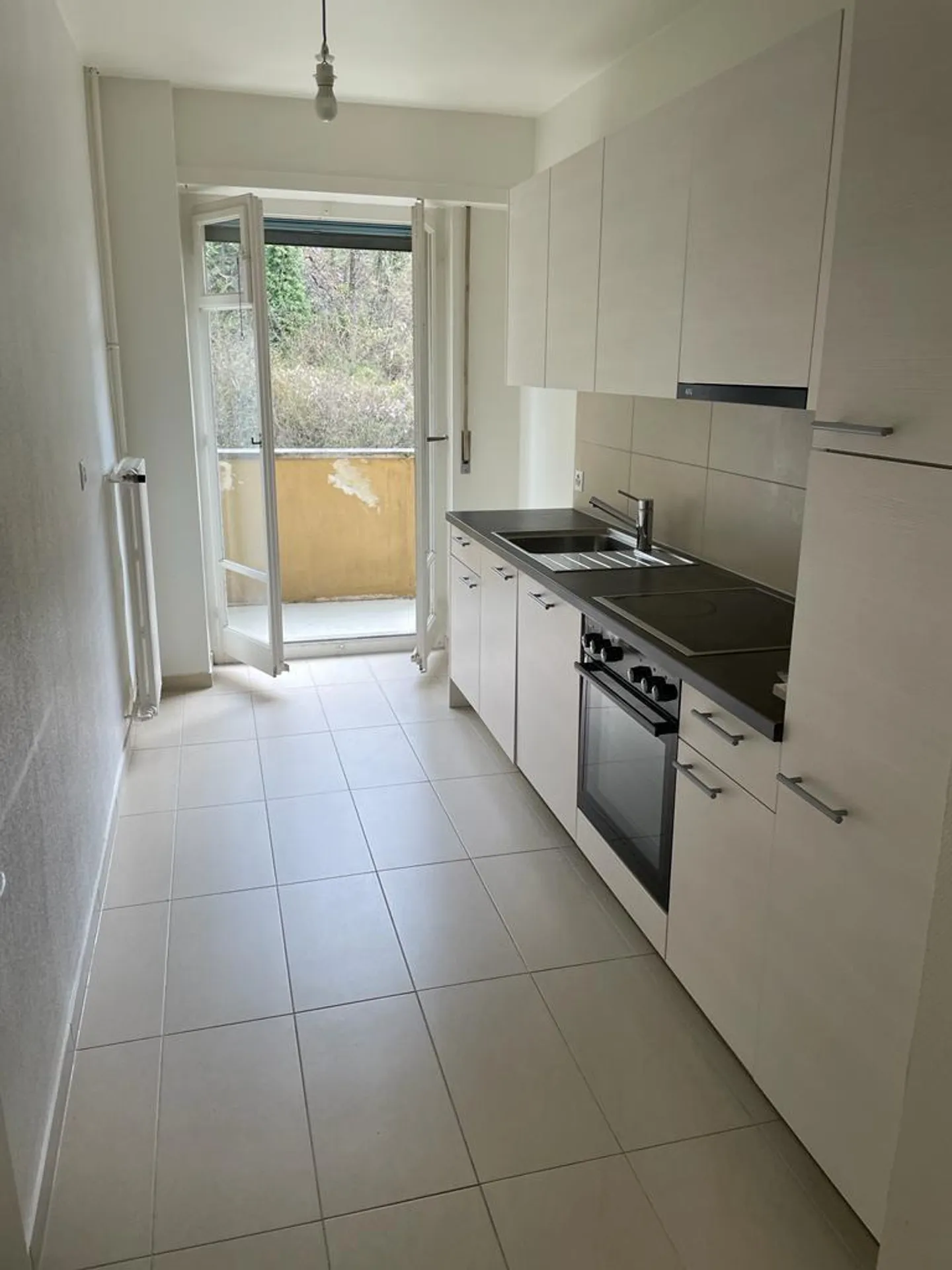 Zu vermieten in Lausanne, 3-Zimmer-Wohnung - Foto 2 von 5