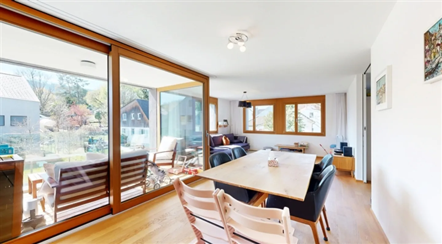 Appartamento moderno di 4,5 stanze con posto auto in diritto di costruzione - Foto 5 di 13