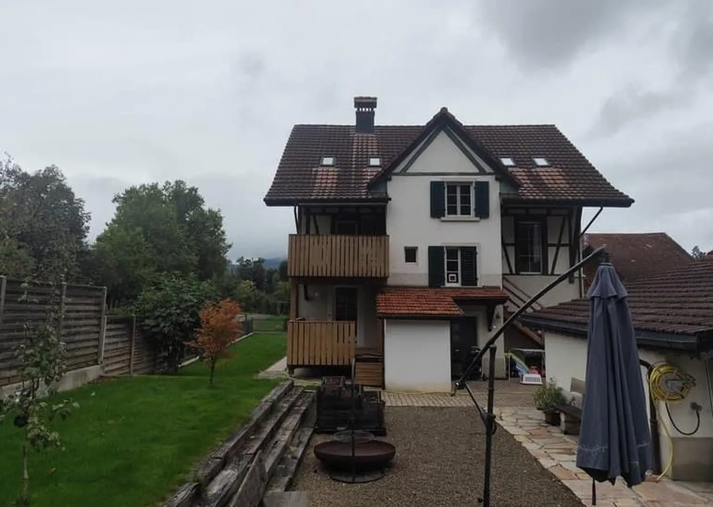 Attractive 3.5-room apartment with balcony in Zweidlen - Photo 1 of 7