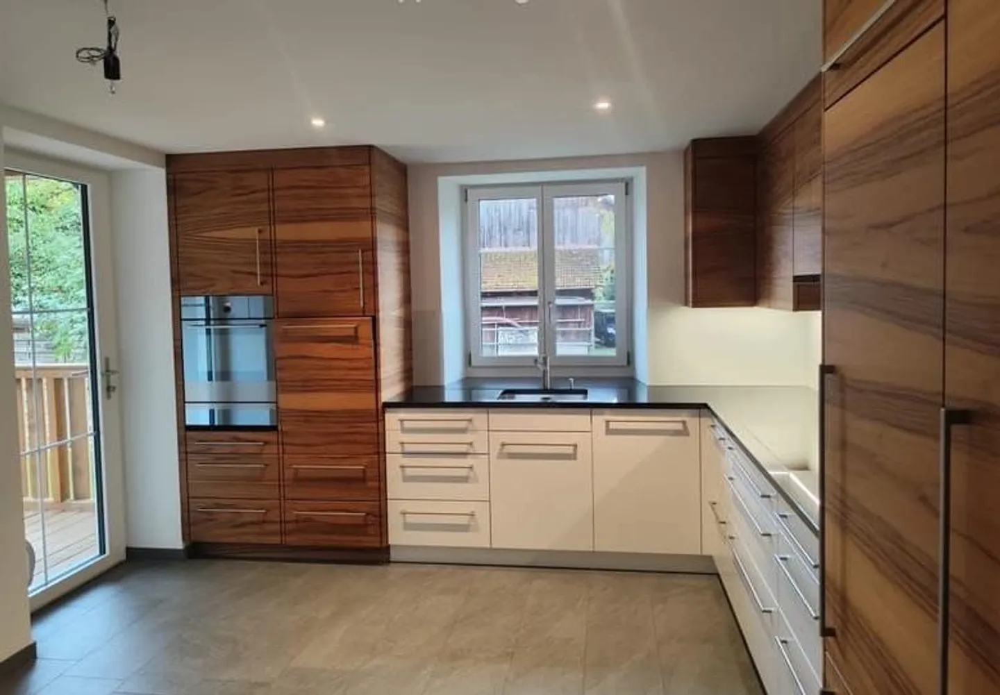 Attractive 3.5-room apartment with balcony in Zweidlen - Photo 5 of 7
