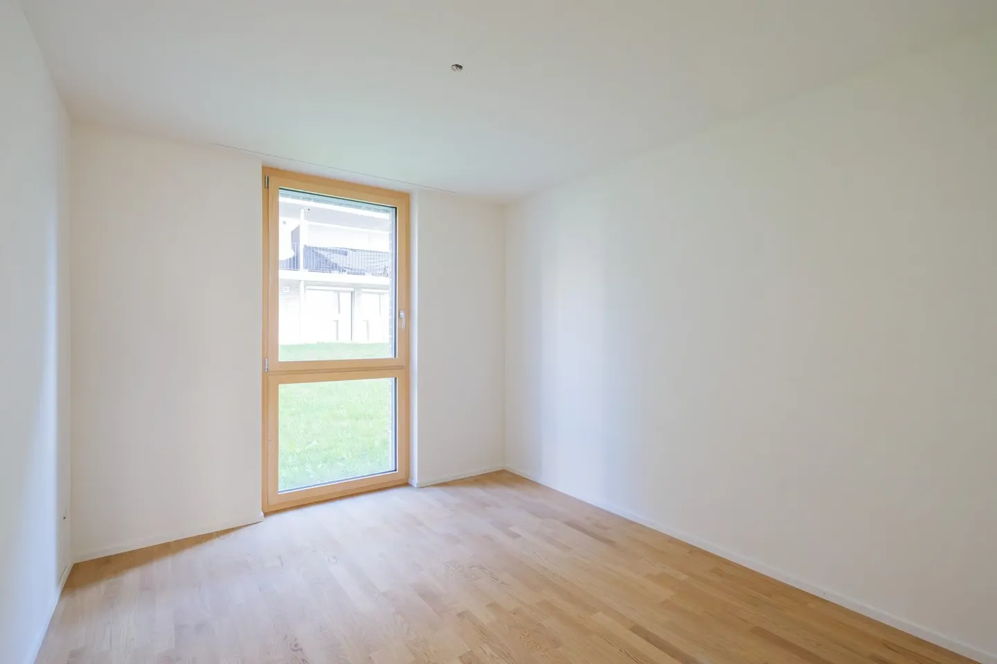 Luminoso appartamento di 3,5 stanze con balcone a Grenchen - disponibile immediatamente! - Foto 3 di 6