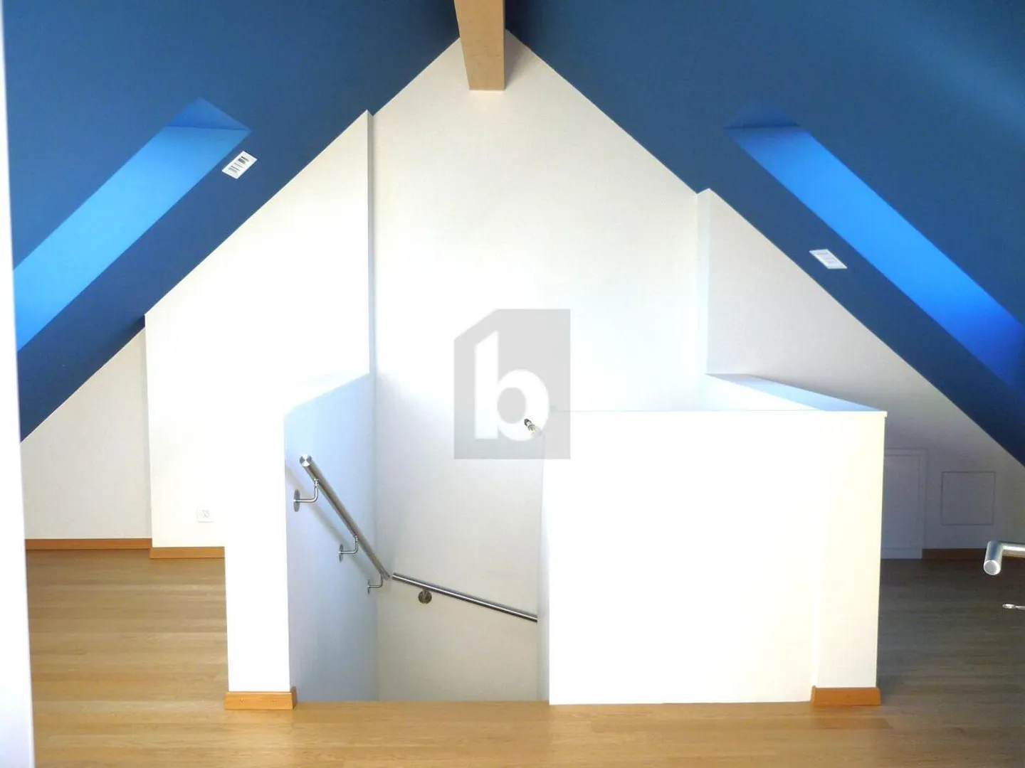 Moderne Familienhaus mit Garten - Foto 4 von 6