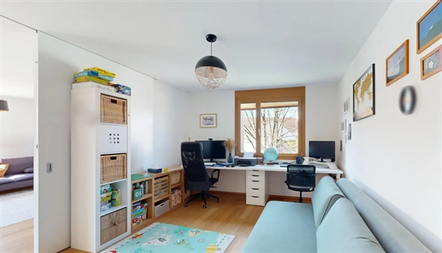 Appartamento moderno di 4,5 stanze con posto auto in diritto di costruzione - Foto 9 di 13