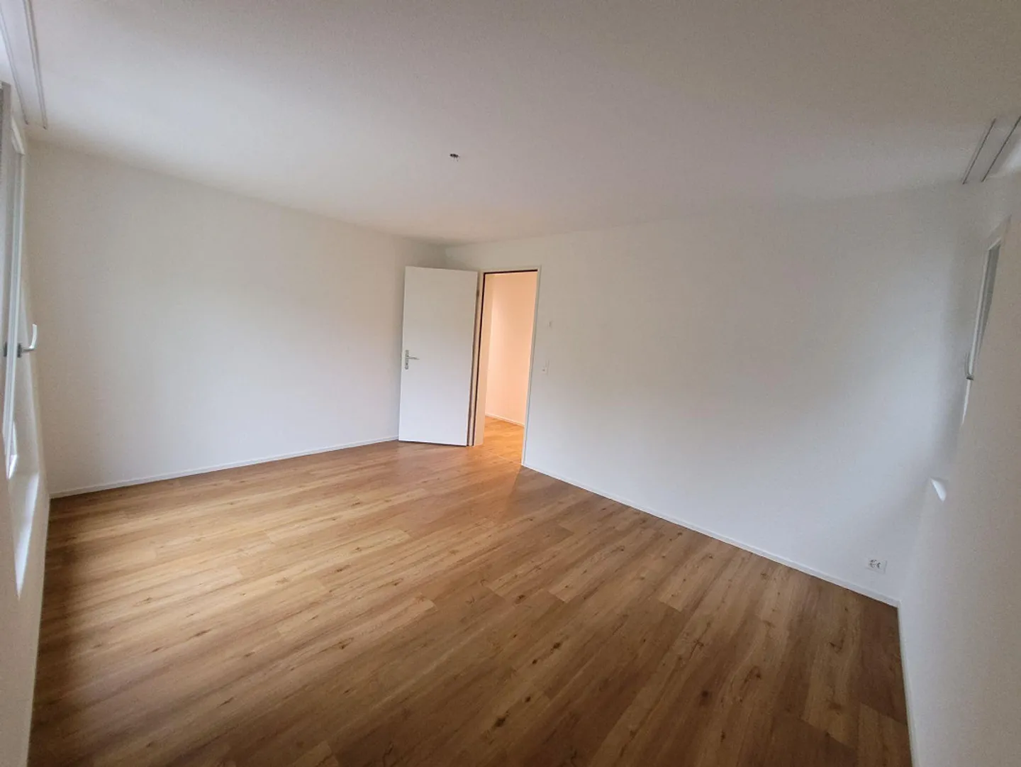 Great 5.5-room apartment on the ground floor - Photo 10 of 11