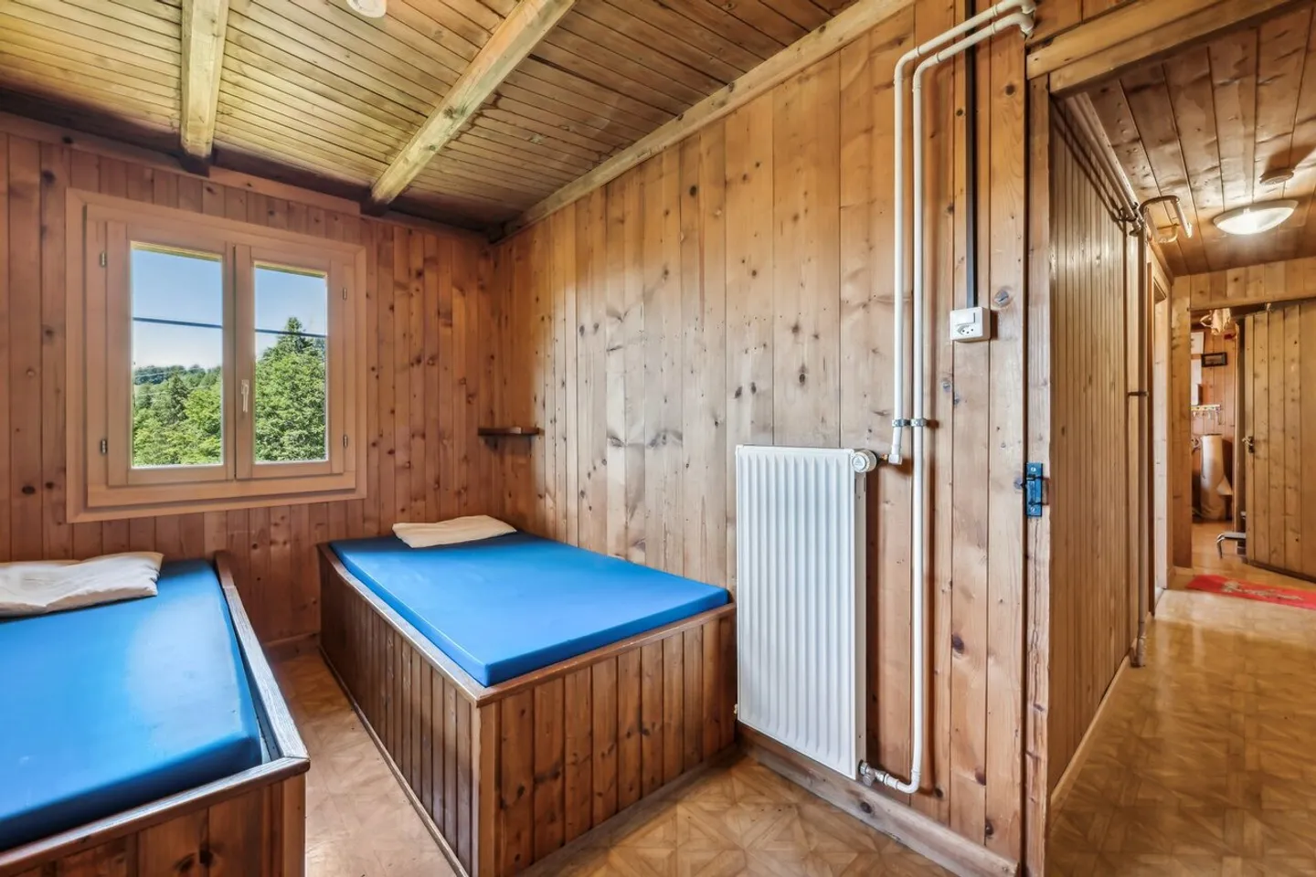 Chalet / Lodge with Dormitories near the Slopes of Pléiades - Photo 9 of 16