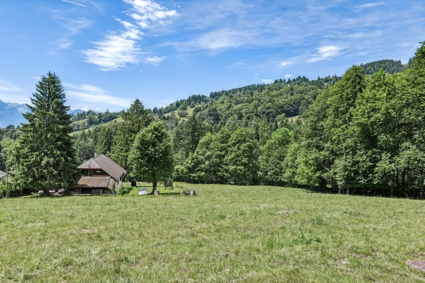Chalet / Lodge with Dormitories near the Slopes of Pléiades - Photo 15 of 16