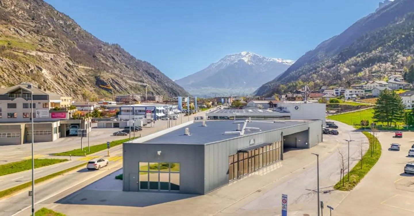 Modern Commercial Hall in the Retail Market 'Dreispitz' - Photo 1 of 12