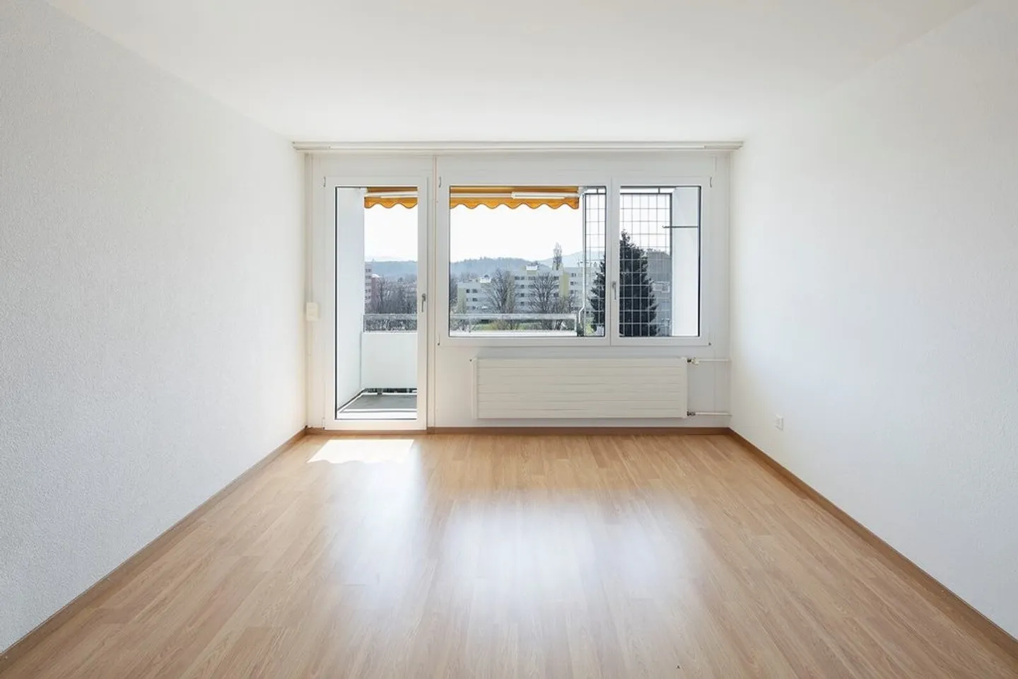 Bright Apartment with Sunny Balcony - Photo 2 of 6