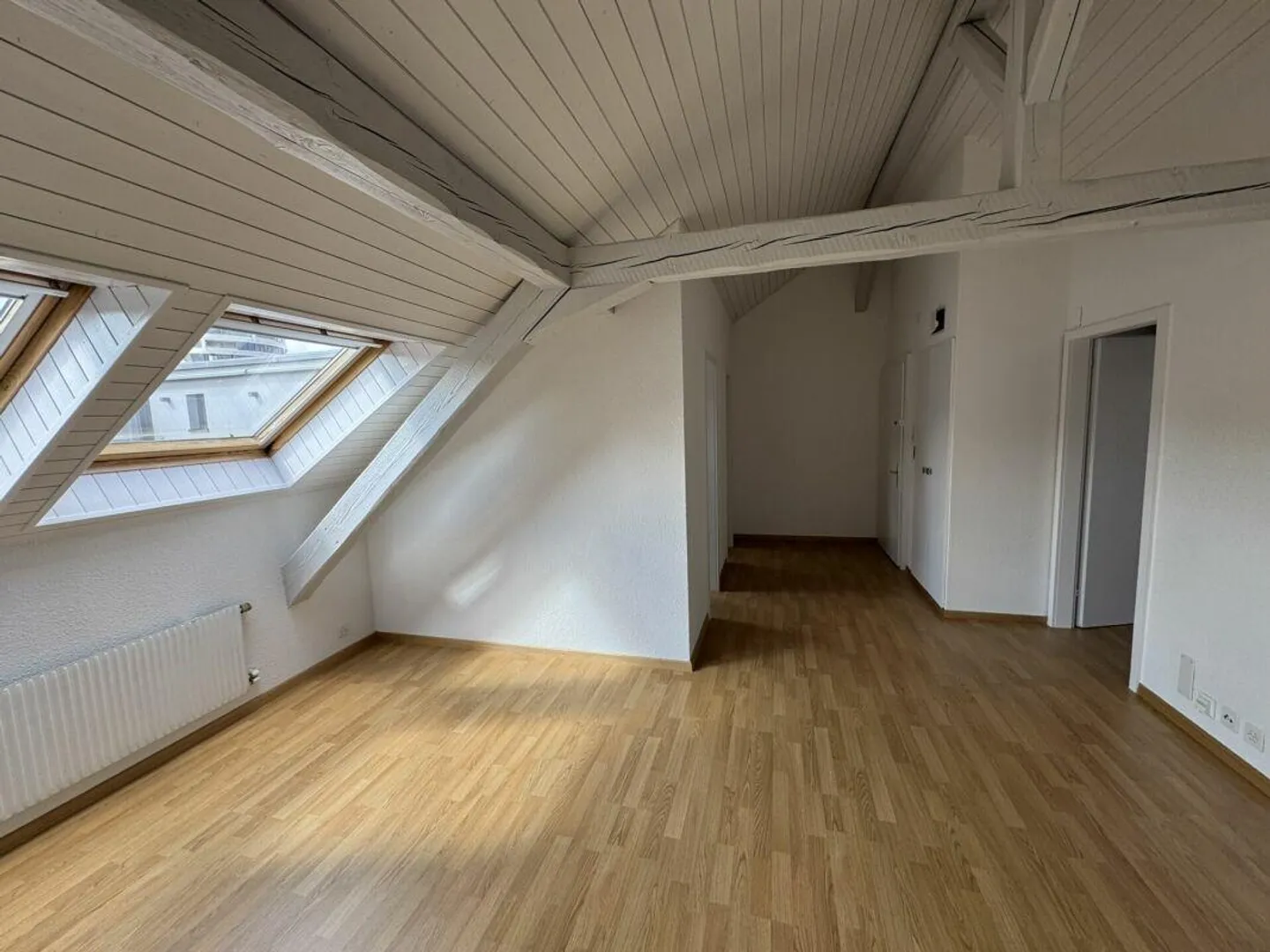 Appartamento mansardato di 2 stanze in posizione centrale - Foto 4 di 9