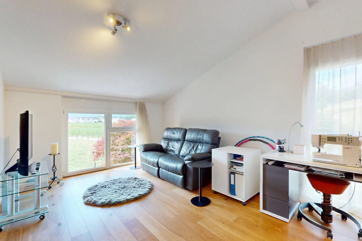Casa unifamiliare con vista sulle montagne, adiacente alla zona agricola - Foto 17 di 20
