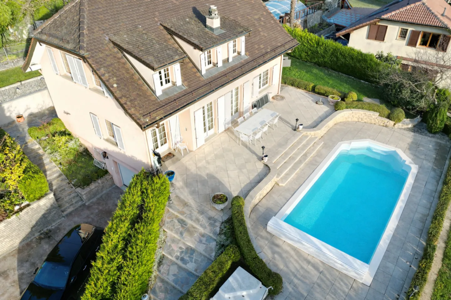 Stunning Villa with Pool - Photo 2 of 12