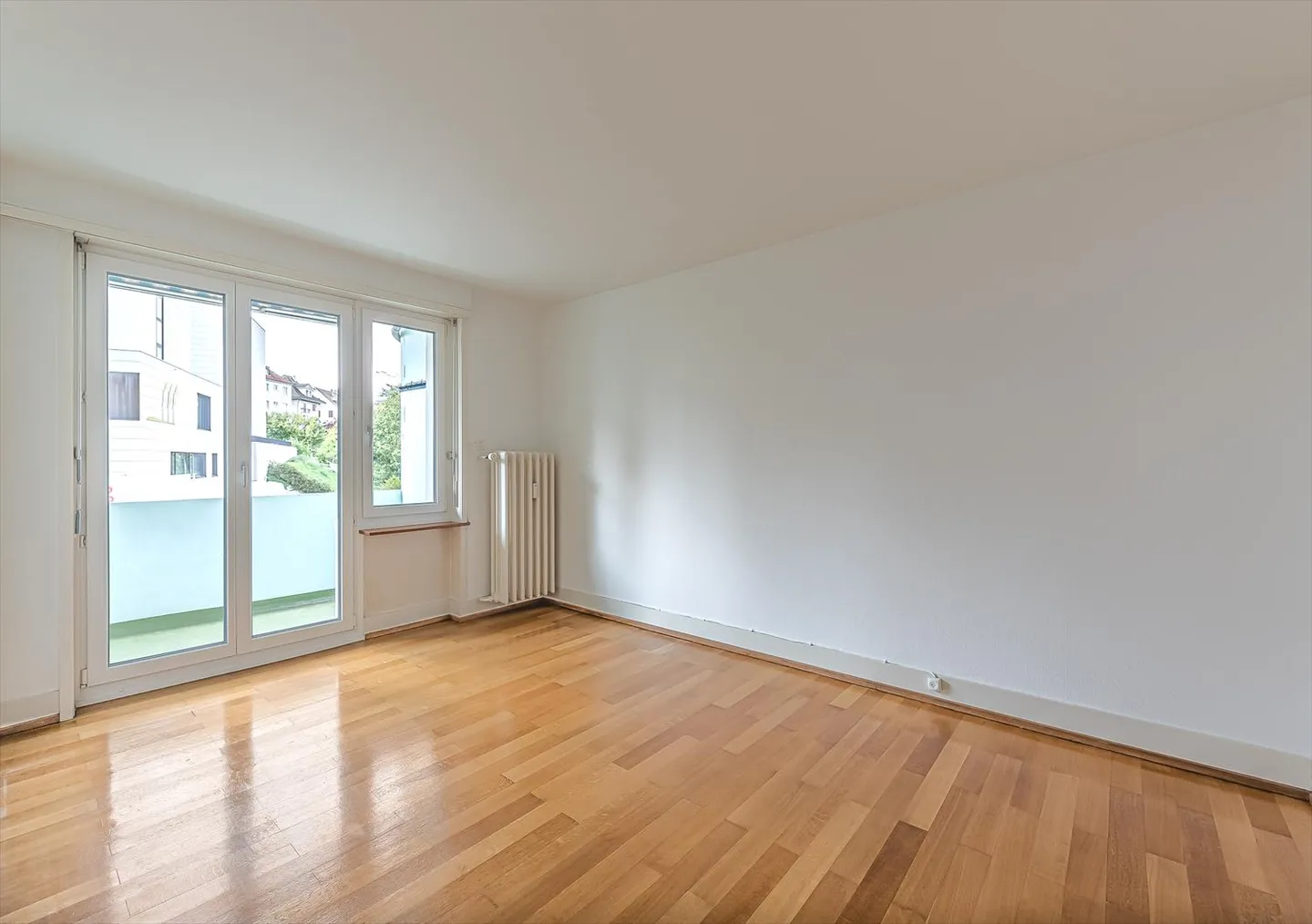 Your new home in Binningen! - Photo 2 of 10