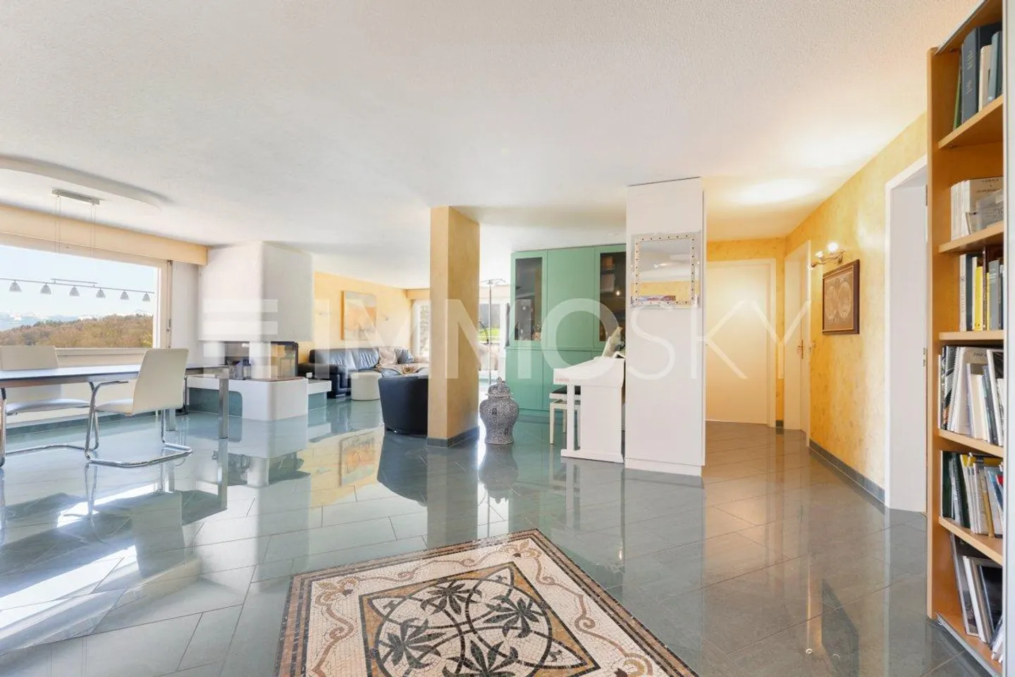 Luxuswohnung mit atemberaubendem Blick - Foto 2 von 5