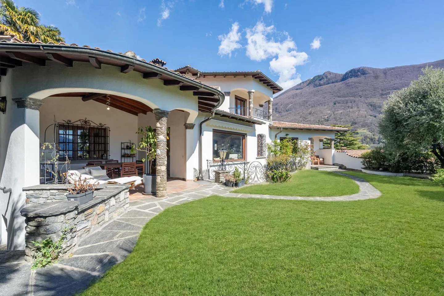 A Paradise Corner - Mediterranean Elegance with Lake View - Photo 1 of 13