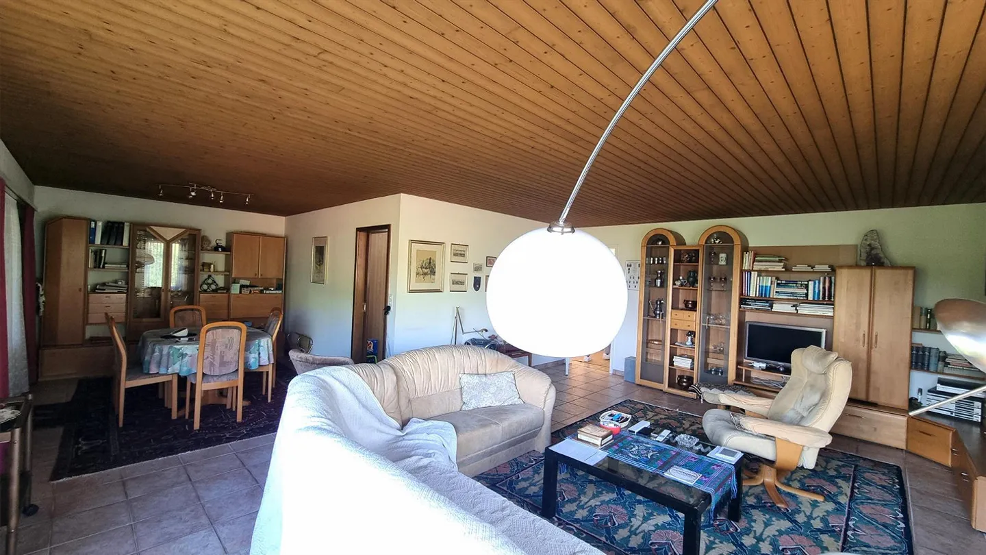 Casa unifamiliare in posizione collinare con bella vista - Foto 4 di 8