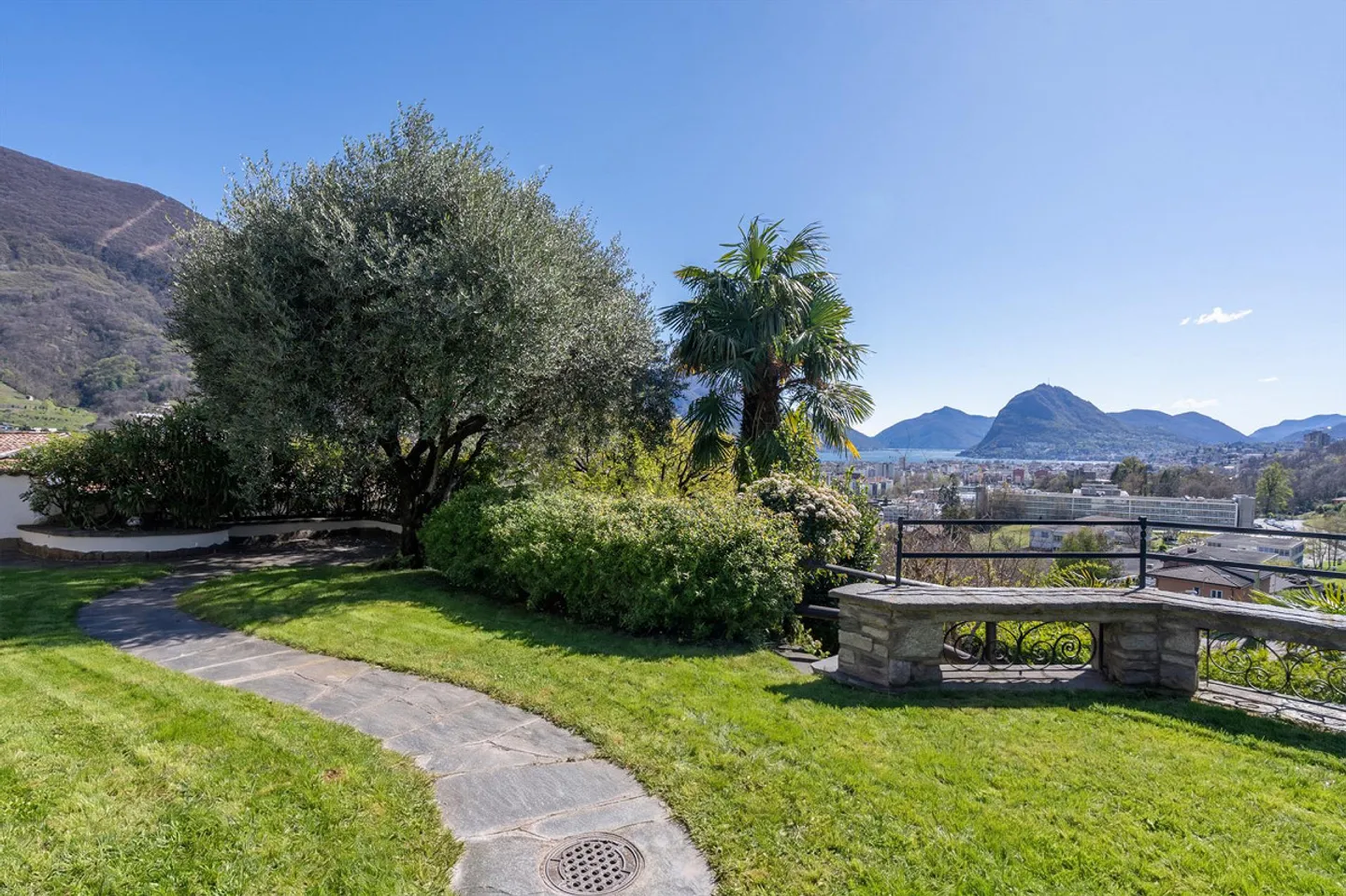 A Paradise Corner - Mediterranean Elegance with Lake View - Photo 2 of 13