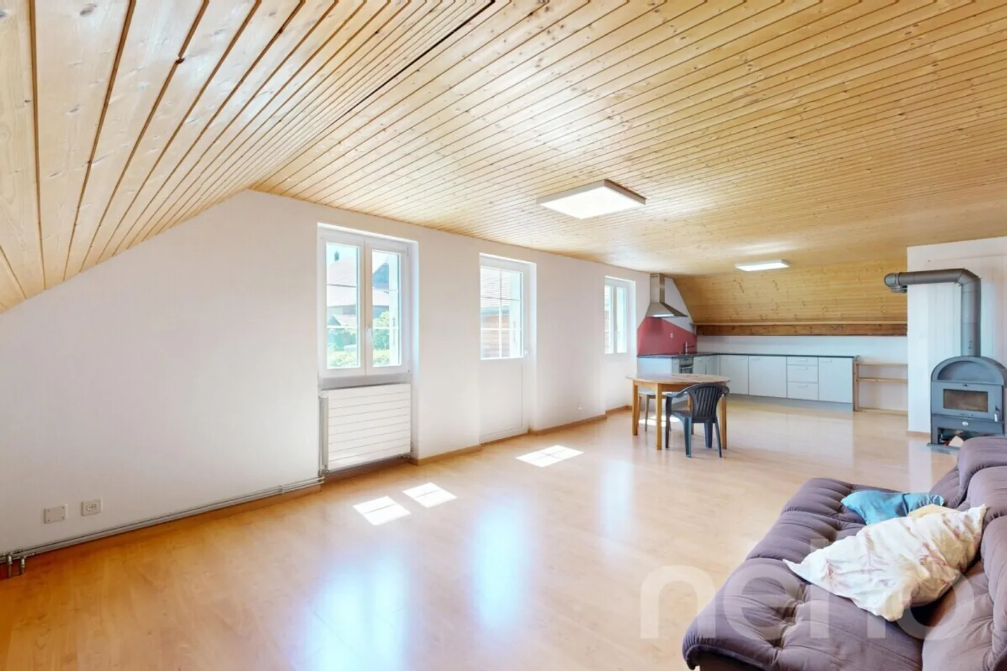 House with character and 3 apartments, garden and view - great potential - Photo 8 of 12