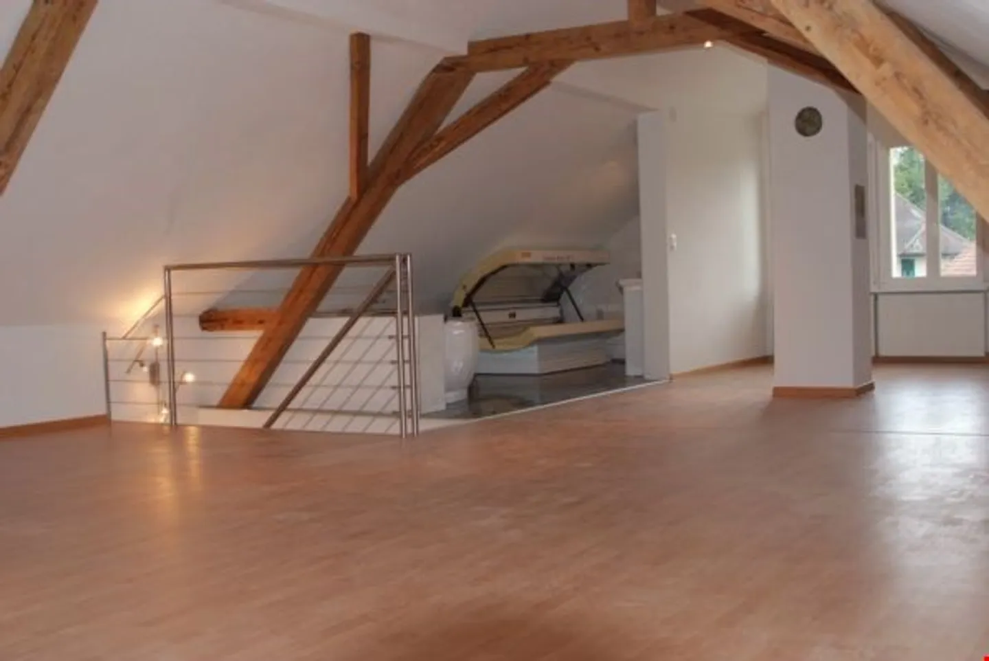 Residential and commercial building in a good location - Photo 11 of 12